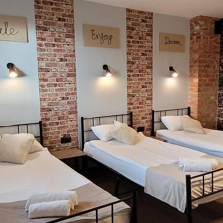 Hotel Tirest Гребишев Экстерьер фото